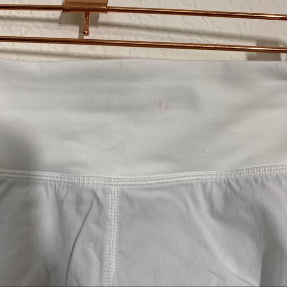 Lululemon White Hot Shorts - Picture 3 of 3